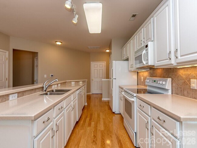 Foto del edificio - 14339 San Paolo Ln
