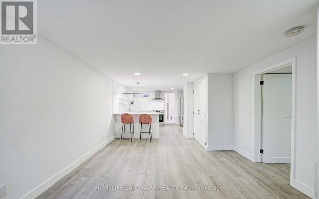 Building Photo - 246 Euclid Ave