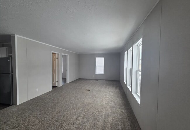 Foto del edificio - 725 Oak Ln