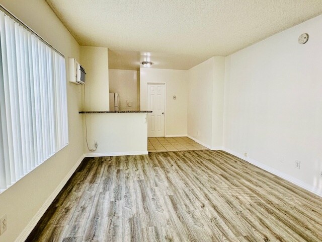 Building Photo - 3778 Mentone Ave