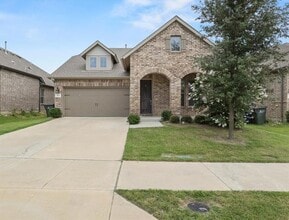 Building Photo - 5522 Juniper Dr