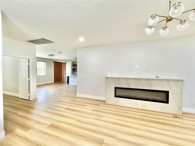 Foto del edificio - 3393 Jasmine Vine Ct
