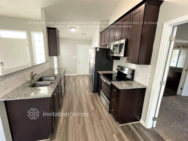 Foto del edificio - 9801 Coriander Ct