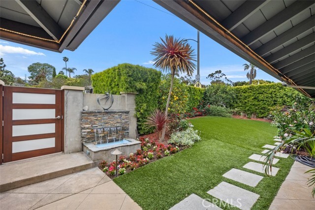 Building Photo - 2745 Temple Hills Dr