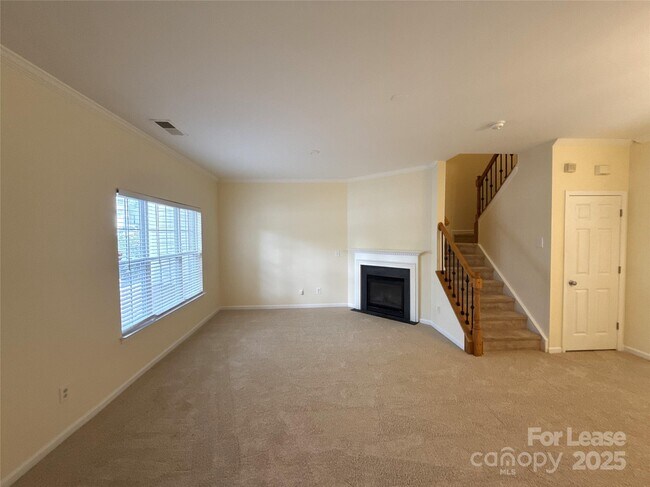 Foto del edificio - 3046 Summerfield Ridge Ln