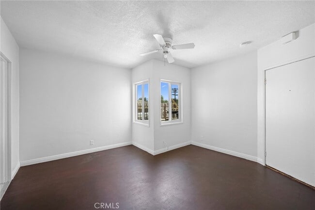 Building Photo - 6634 Lankershim Blvd