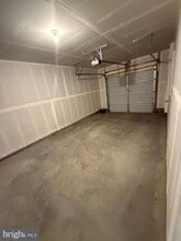 Building Photo - 121 Kinkade Ct