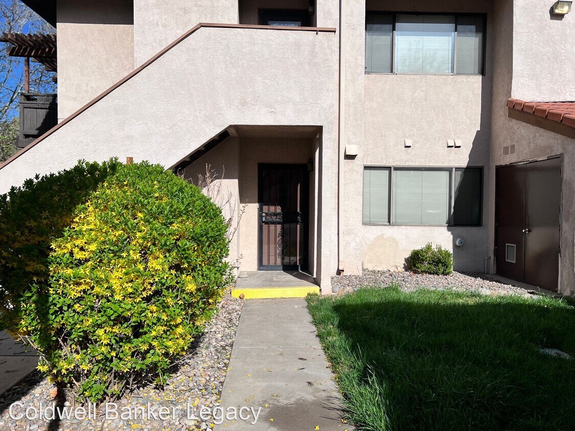 Primary Photo - 1 br, 1 bath House - 5917 McKinney Dr NE