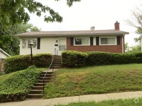 Building Photo - 12421 Littleton St