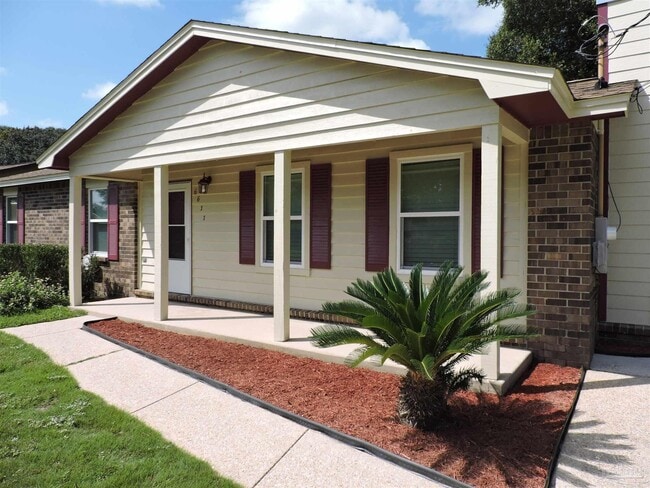 Foto del edificio - 6611 Bellview Pines Pl