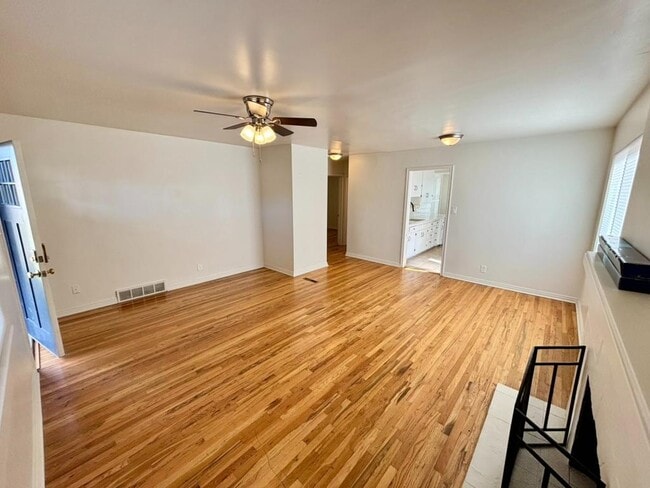 Building Photo - 1398 N 300 W