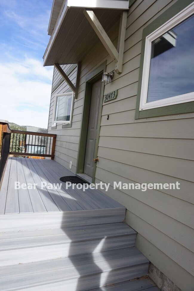 Building Photo - Great Home in North Evergreen