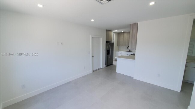 Foto del edificio - 6201 SW 22nd St