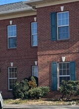 Building Photo - 3822 Red Cardinal Dr NE