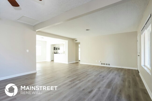 Foto del edificio - 1156 Troy St