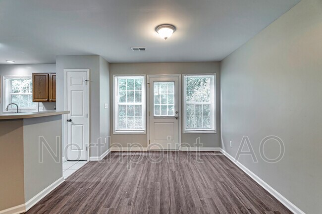 Building Photo - 3490 Cypress Club Trl