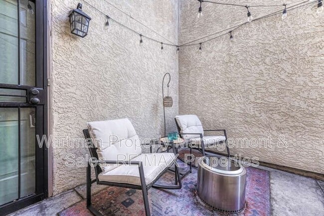 Foto del edificio - 3428 Trenary Ln