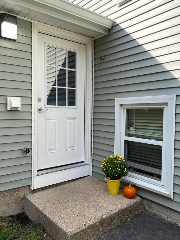 1 Wilbur Terrace Unit 3, Norton, MA 02766 Condo for Rent in Norton