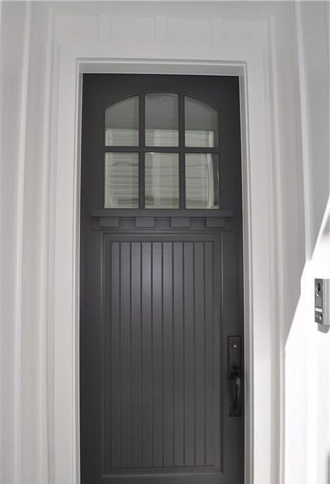 Foto del edificio - Steps to the Beach!