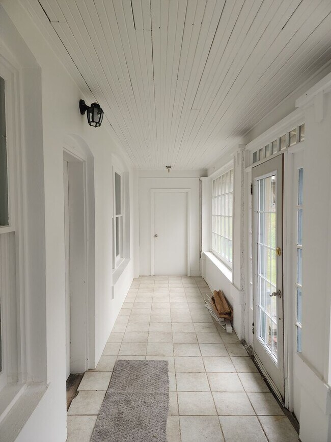 Foto del edificio - 350 SW State St