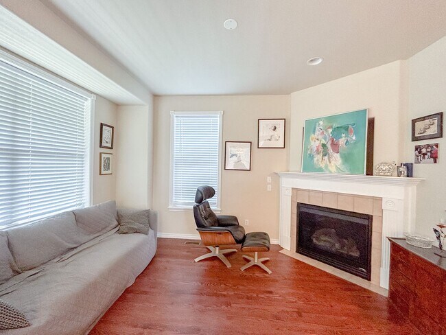 Foto del edificio - Central Park Home For Rent