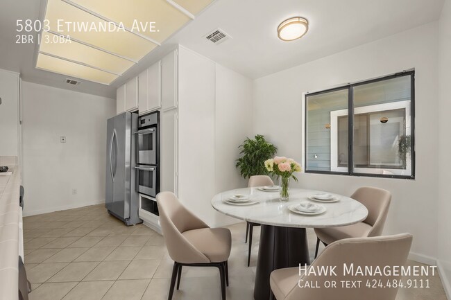 Foto del edificio - 5803 Etiwanda Ave