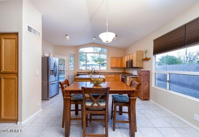 Foto del edificio - 6546 W Tonopah Dr