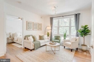 Building Photo - 2331 15th St NW
