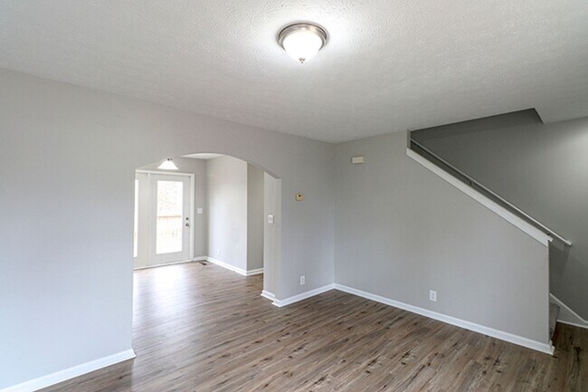 Building Photo - Newly updated 3 bedroom and 2 bath Cape Cod