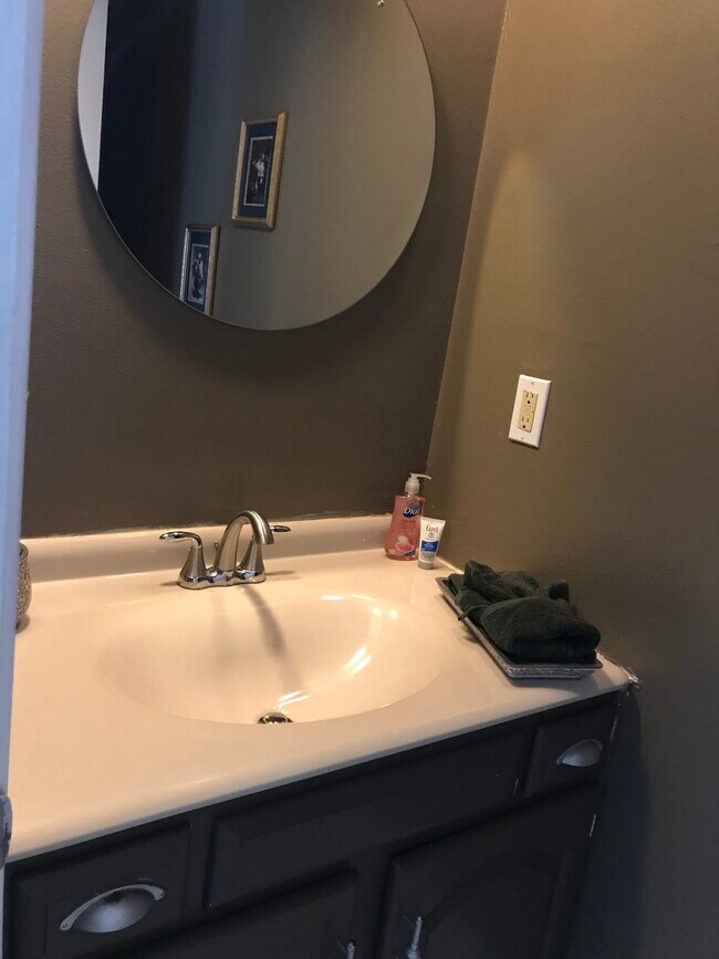 Foto del edificio - 87 Cypress Grove Ct