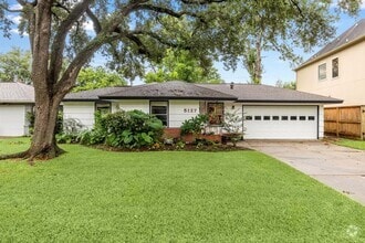 Building Photo - 5127 Mimosa Dr
