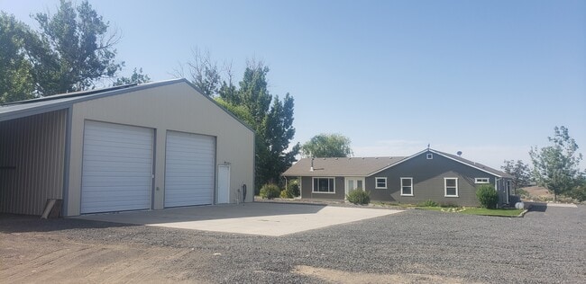 Foto del edificio - 1473 Valley Steppe Dr