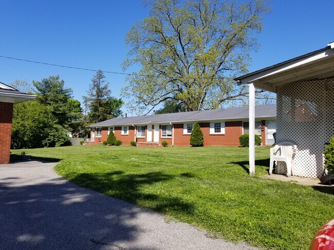 Building Photo - 10522 Old Taylorsville Rd