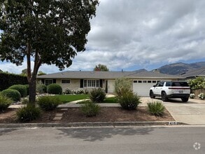 Building Photo - 410 Samarkand Dr