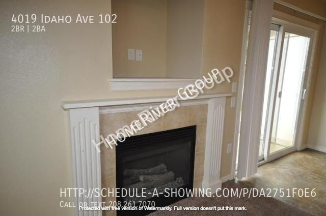 Building Photo - MOVE IN READY 8/23! 2X2 Townhome in Caldwell!