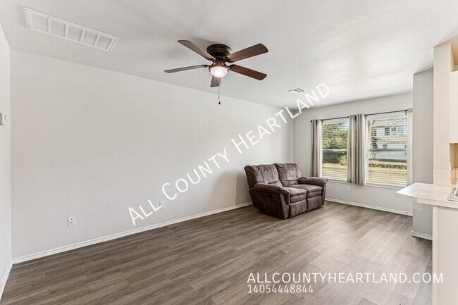 Foto del edificio - 307 W Wallace St