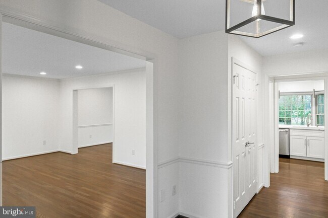 Foto del edificio - 9312 Sprinklewood Ln