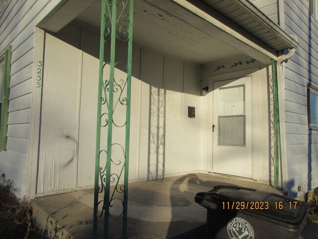 Foto del edificio - 3235 S Harrison St