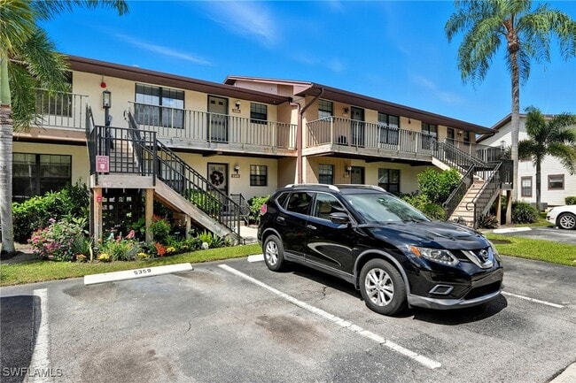 Foto del edificio - 5361 Treetops Dr