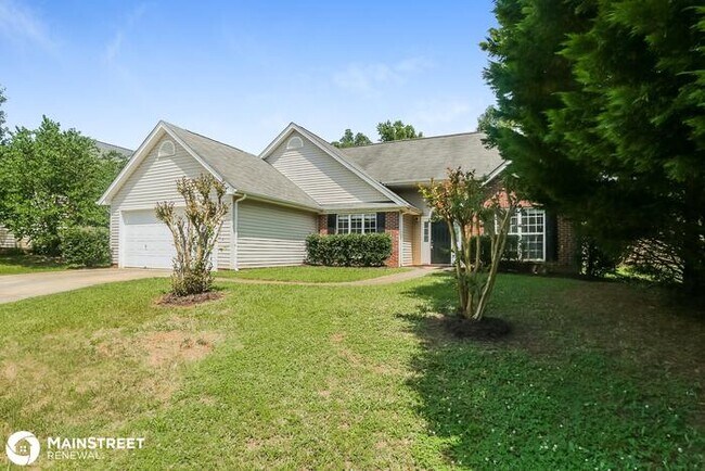 Foto del edificio - 13503 Willow Falls Rd, Charlotte, NC 28215