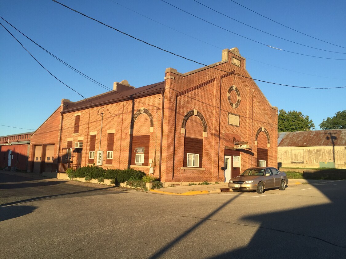Foto principal - 104 1st St