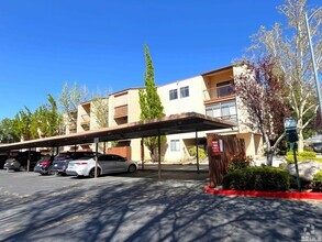 Building Photo - 2750 Plumas St