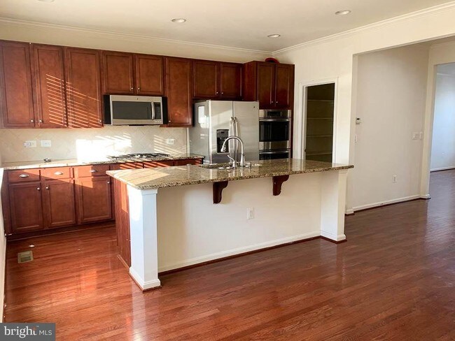 Foto del edificio - 25614 Pleasant Valley Rd