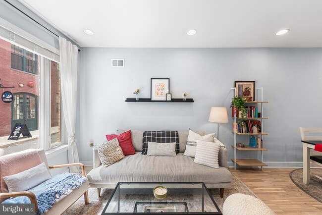 Building Photo - 2019 Abigail St