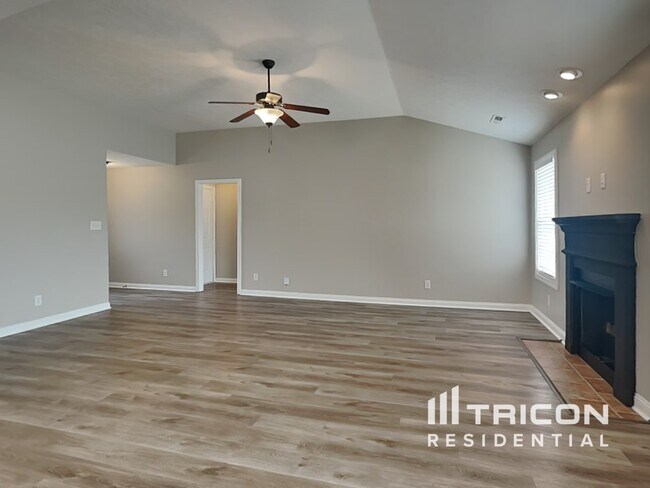 Foto del edificio - 2448 Andersonville Dr