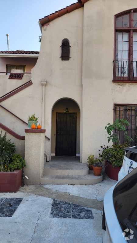 Building Photo - 6416 La Mirada Ave