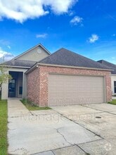 Building Photo - 8027 Seville Ct
