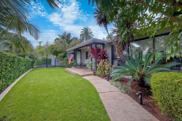 Building Photo - 1350 Alta Vista Dr