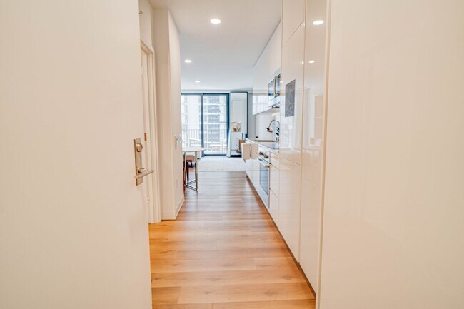 Foto del edificio - Larger Studio Unit with Lanai in Aalii