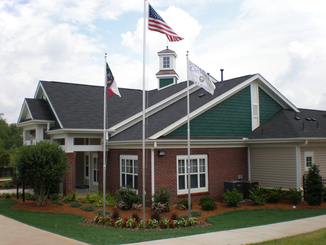 Exterior de la casa club - South Oak Crossing Apartments